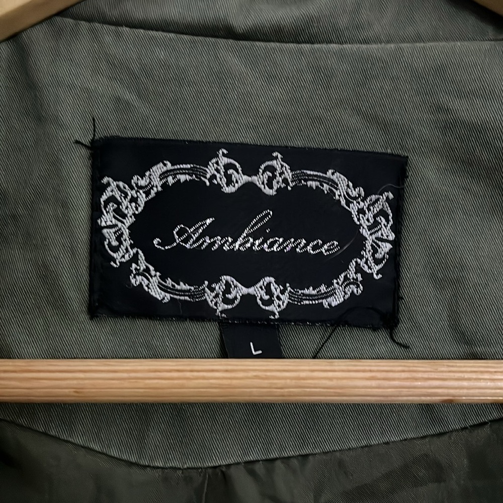 Light jacket - Picture 2 of 10